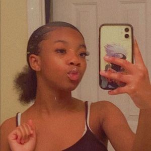 Meet your Posher, Jasmine